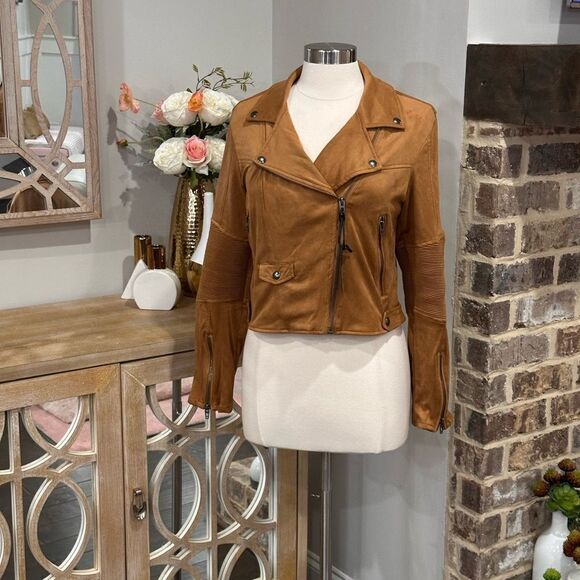 [BLANKNYC] Women’s Faux Suede Moto Jacket in the Size Medium in Toasted Caramel - Picture 14 of 16